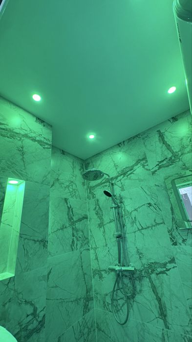 6 броя RGB LED лунички +CCT с вграден интелигентен светодиод