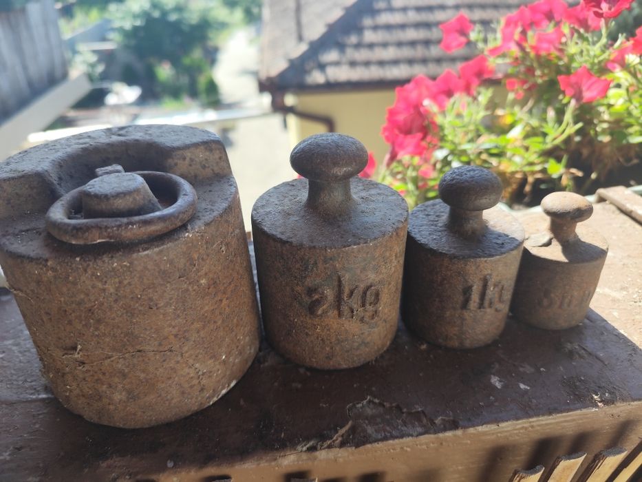 Cântar vechi de 3 kg