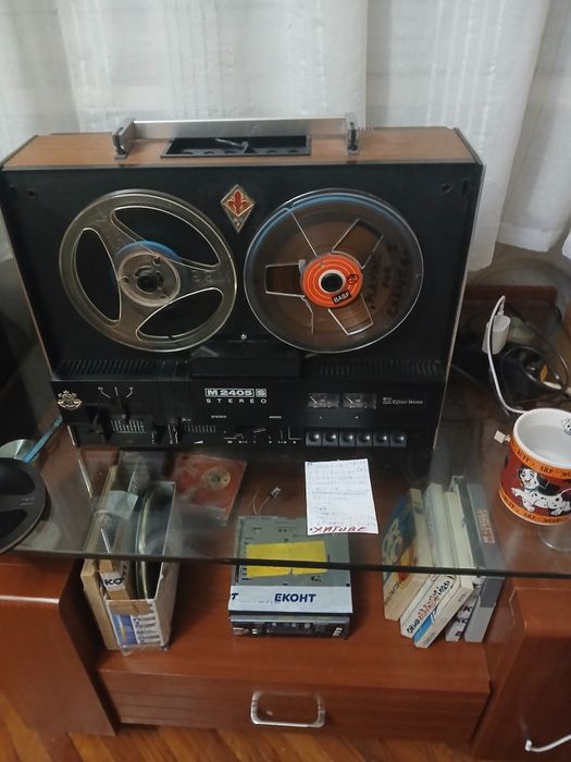 Стереомагнетофон,ролков