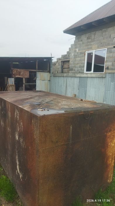 Ёмкост квадратный