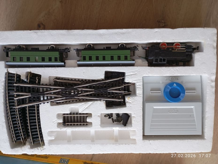 Влакче с вагони като ново