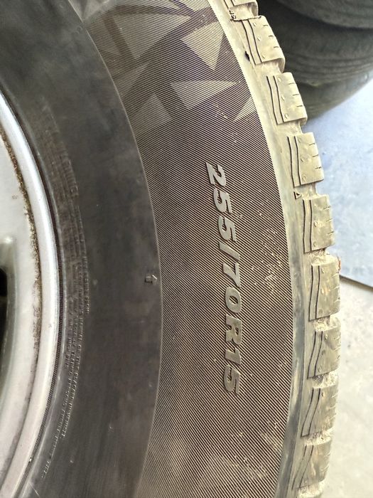 255/70R15 si 215/60R17