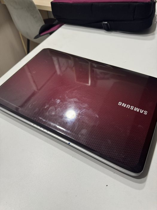 Продам ноутбук Samsung