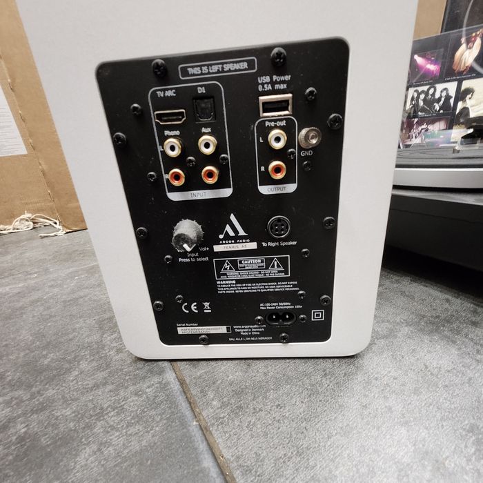 Hope Amanet P11 Pikck-up Audio-Technica AT-LP5X + Boxe Argon Audio FENRIS A5