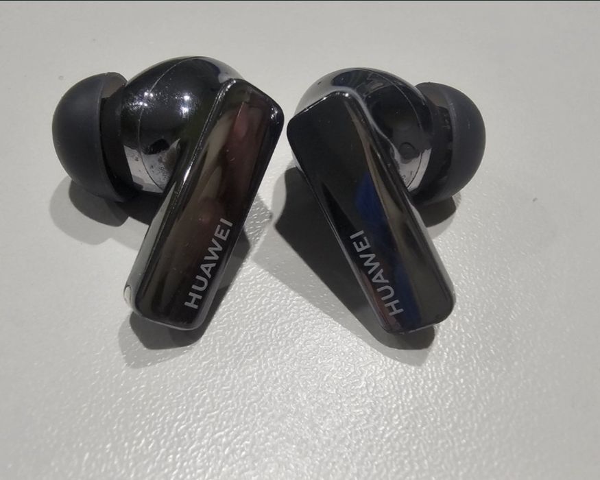 Huawei free buds 2 pro