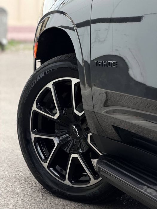 Chevrolet Tahoe 2023 — 10