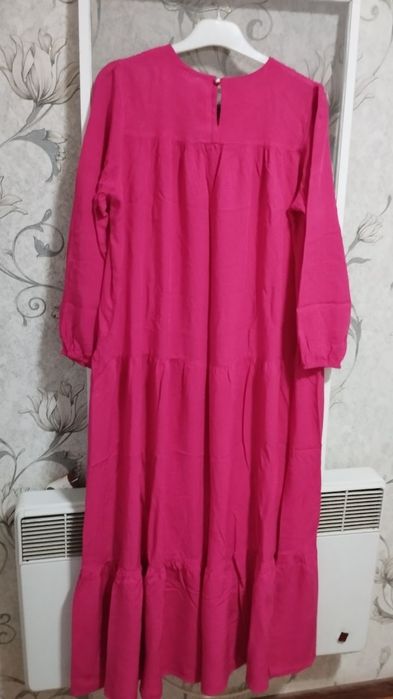 Продаются женские платья