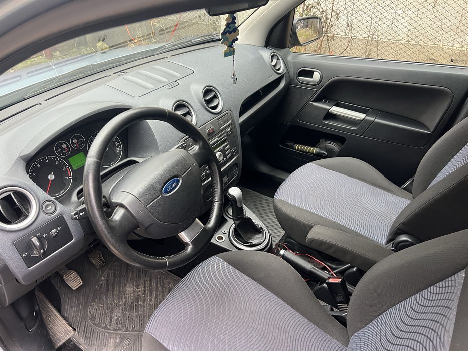 Ford Fusion 1.6 benzina