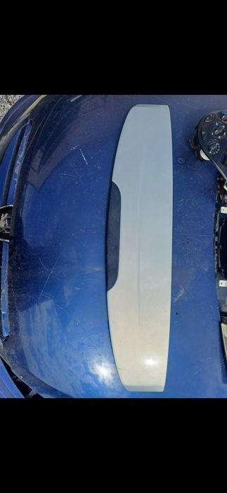 Спойлер за заден капак за рено клио 2 от 1998 до 2005 година