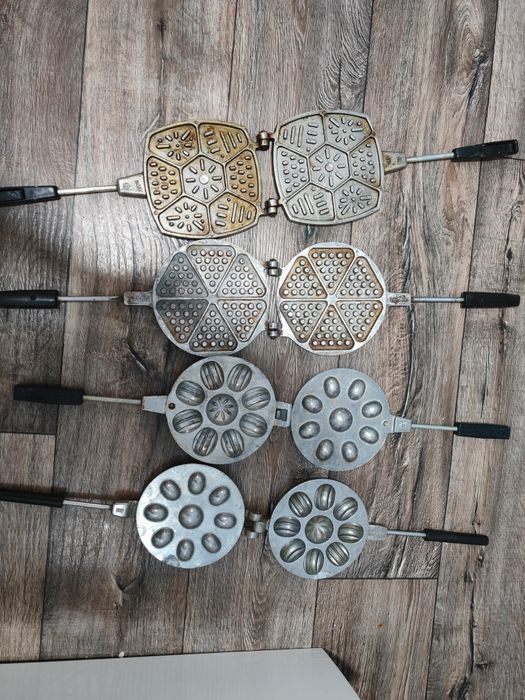 Орешница вафелница үйге керекті ыдыстар.