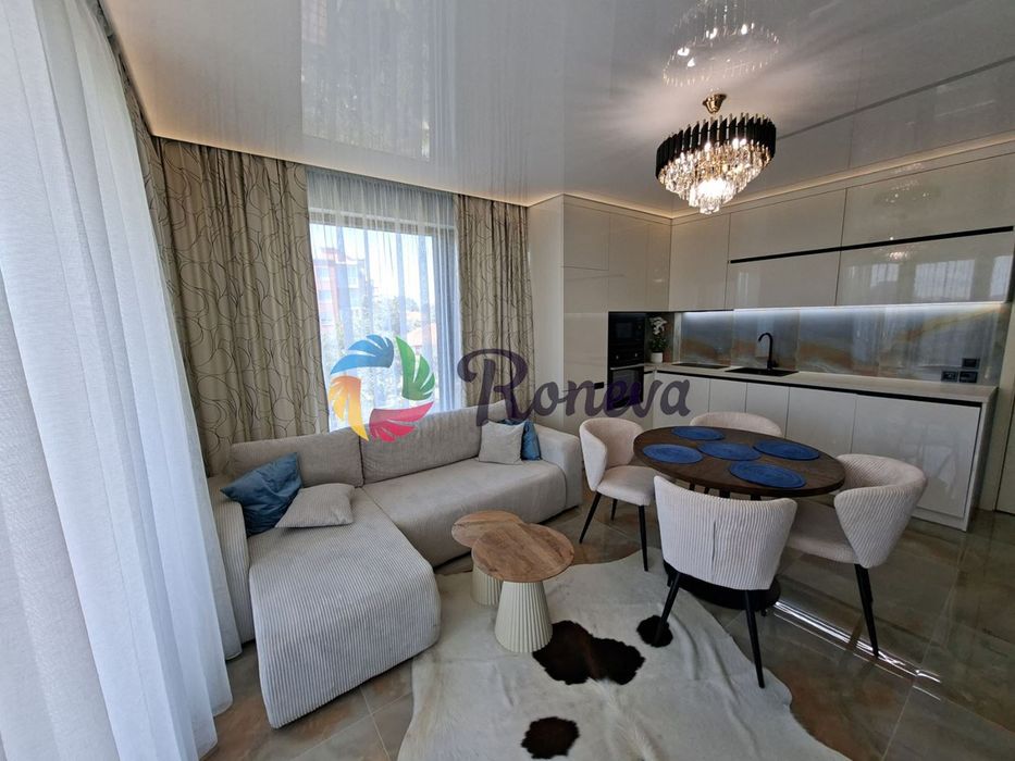 Продава се Двустаен апартамент в Варна, Бриз - 67 кв.м за 3157 €/кв.м - Снимка #3