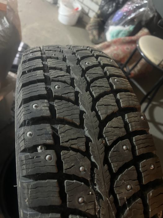 195/65/R15 шипованная