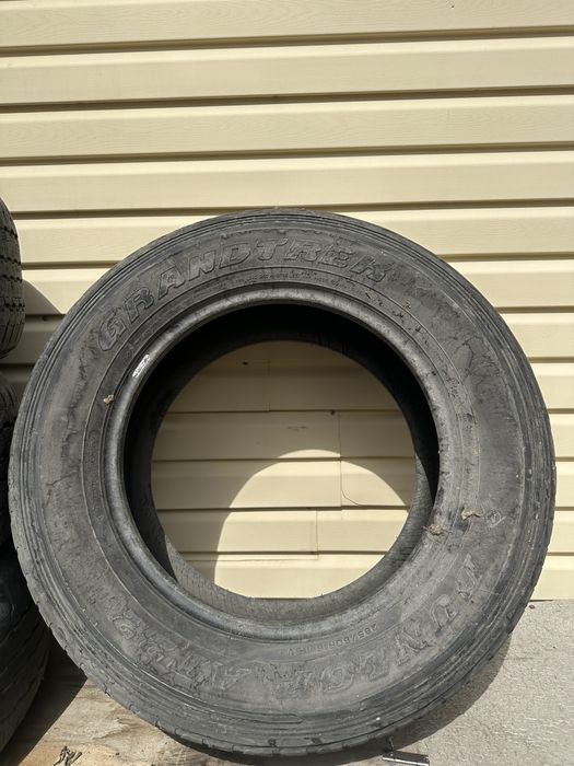 Резина Dunlop 285/60/18