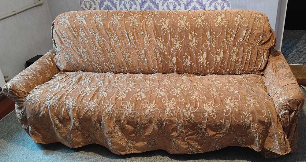 Мягкий диван, раскладной.