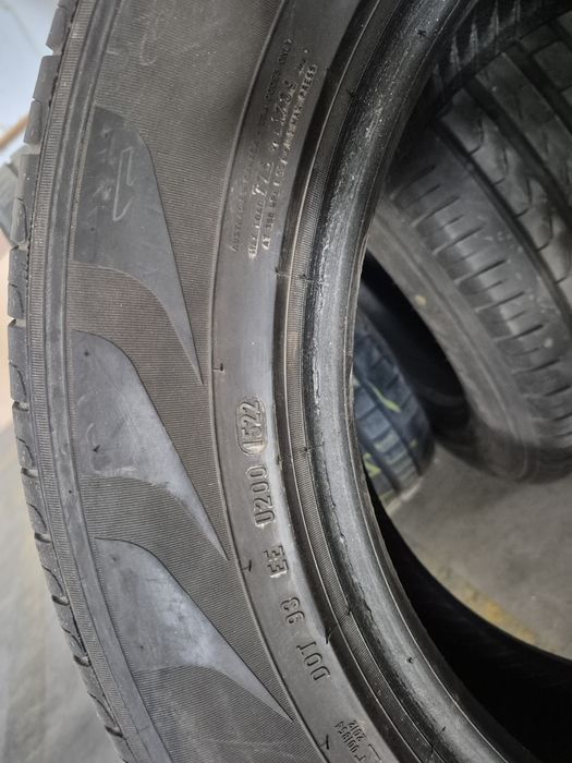 4 anvelope vară Pirelli 215 65 17