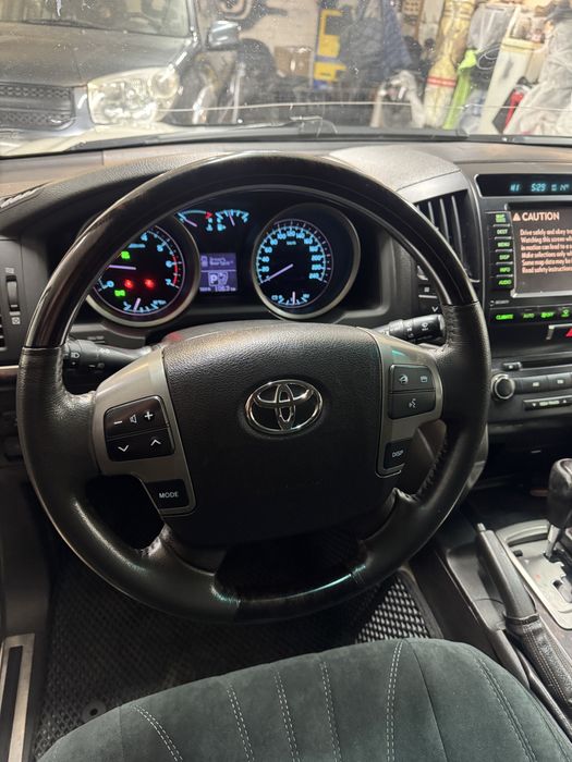 Руль land cruiser 200