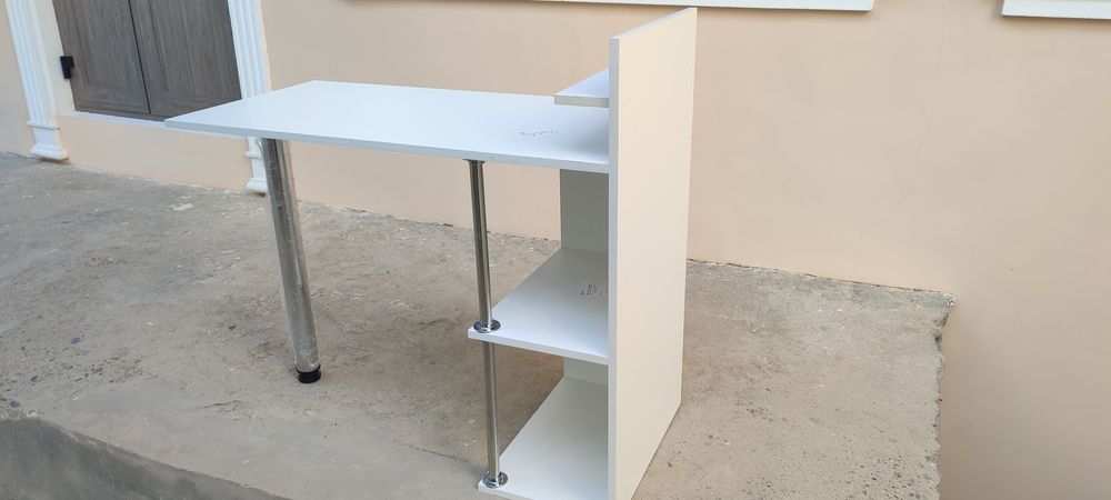 столик маникюр pedikyur