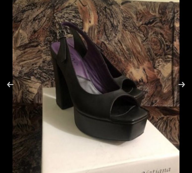 Дамски отворени обувки