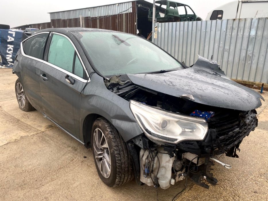 Продавам Citroen DS4 1.6 e-HDi, 112hp, Automatic, 2012 г. на части