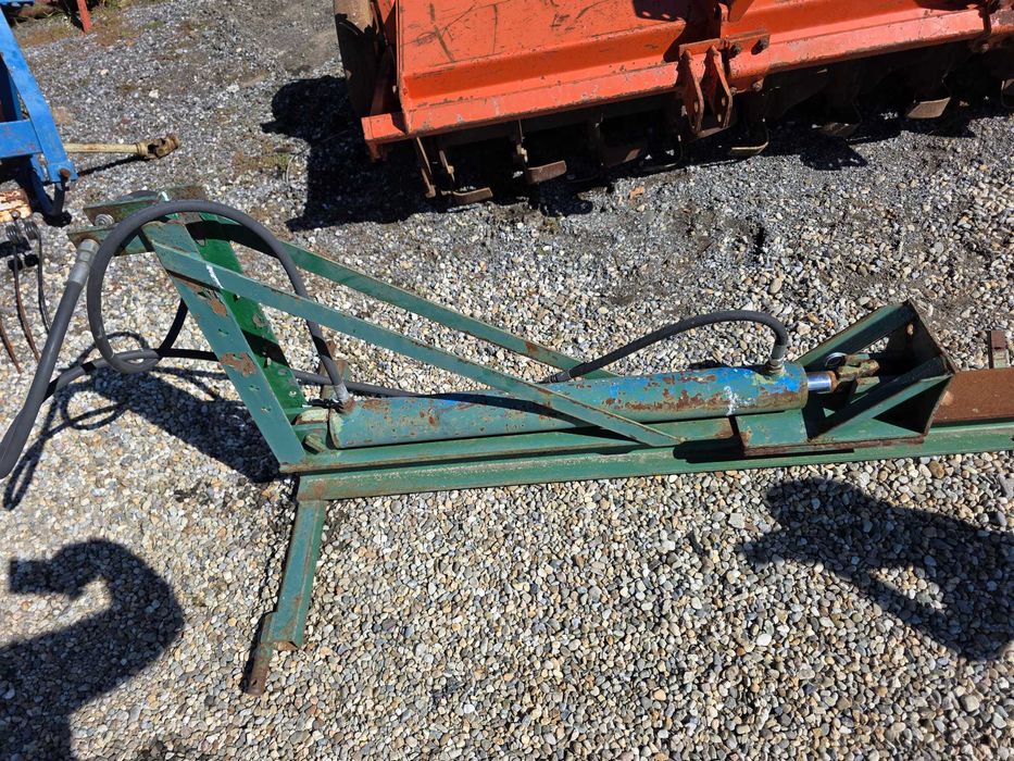 Spargator in tiranti la tractor despicator lemn hidraulic 20t