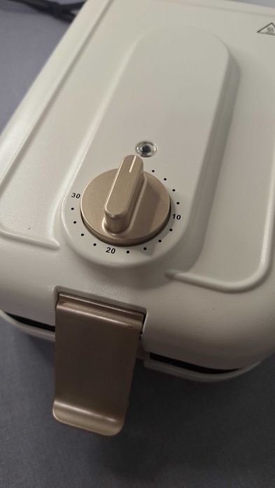 Вафельница по уценке