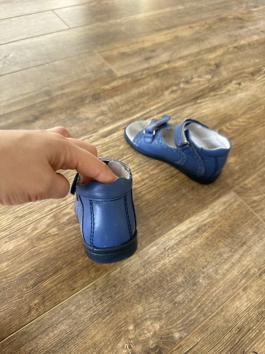 Поодам ортапедические сандали