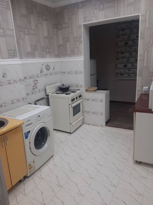 Сдается 2х комнатная квартира 
C обстановкой
В горде Алмалыке
