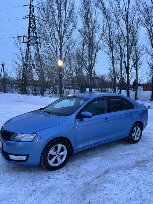 Продам Skoda Rapid 2014г.