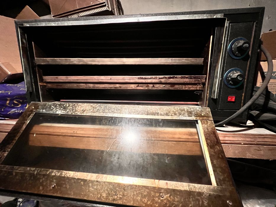 Печь новая для выпечки