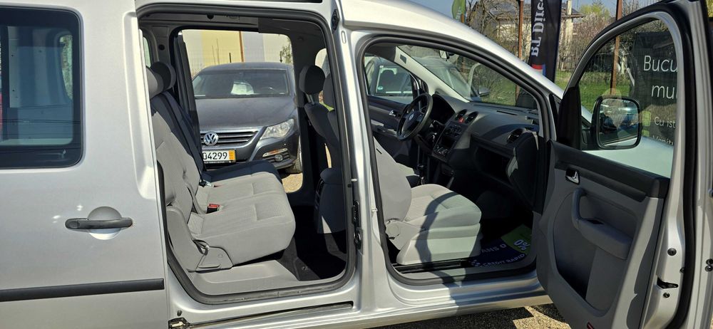 RATE&CASH avans 0 Vand Vw Caddy Life an 2008 motor 1900 cm3 diesel 55 kw ( 75 c,p motor simplu ) euro 4 clima