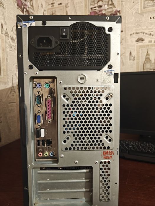 Компютер настолный