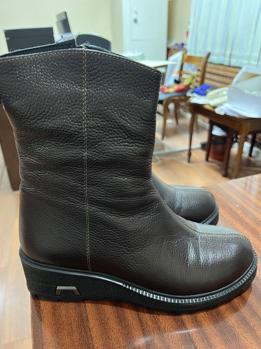 Женские кожанные сапоги