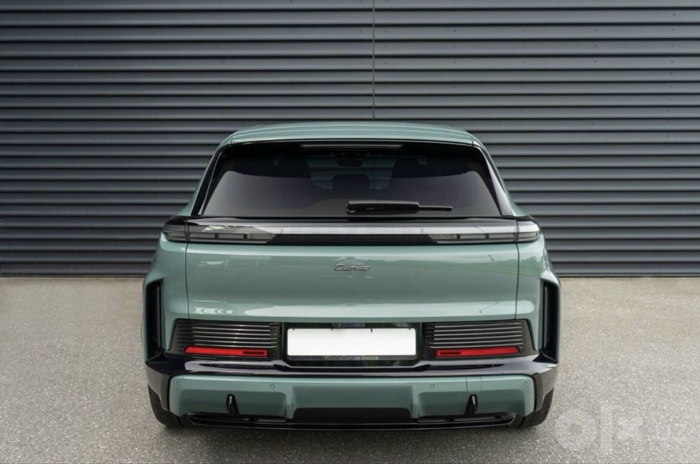 Porsche Cayenne Turbo E-Hybrid 2026