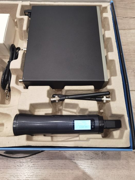 Без капсулата! Зенхайзер EW 100 G4-945-S-B SENNHEISER PRO AUDIO EW 1