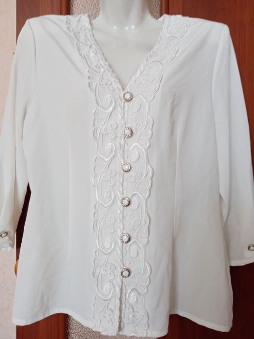 Женские кофточки. 46.