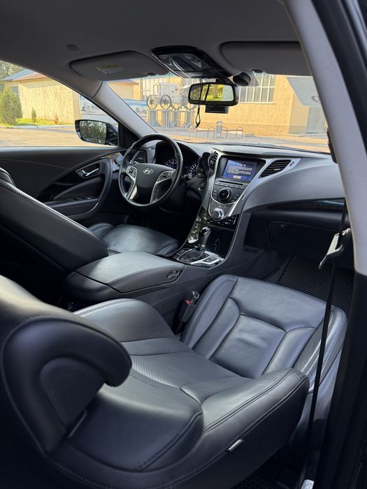 Hyundai Grandeur HG300