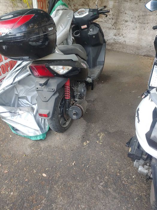 Бензиновый скутер