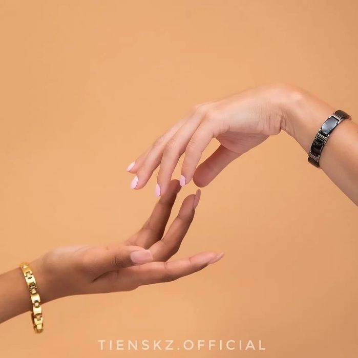 Титановые магнитные браслеты