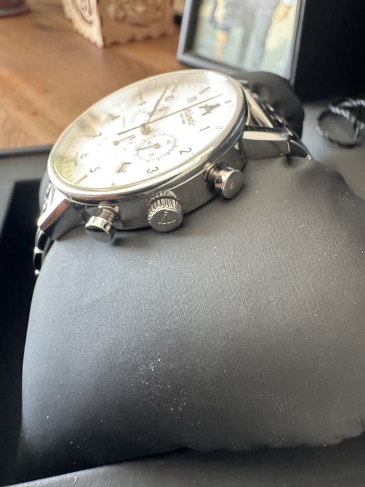 Atlantic Seabase Cronograph