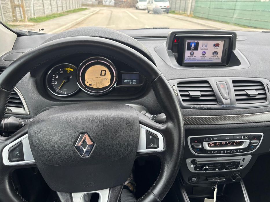 Vand megan 3 // 1,5dci // 2012 // 3200€