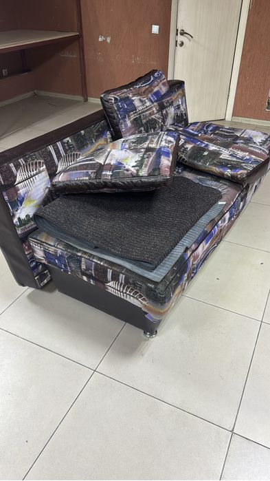 Отдам даром диван
