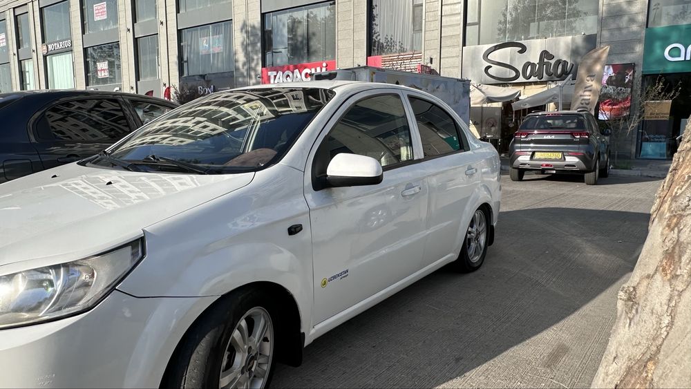 Nexia 3  2019 avtamat