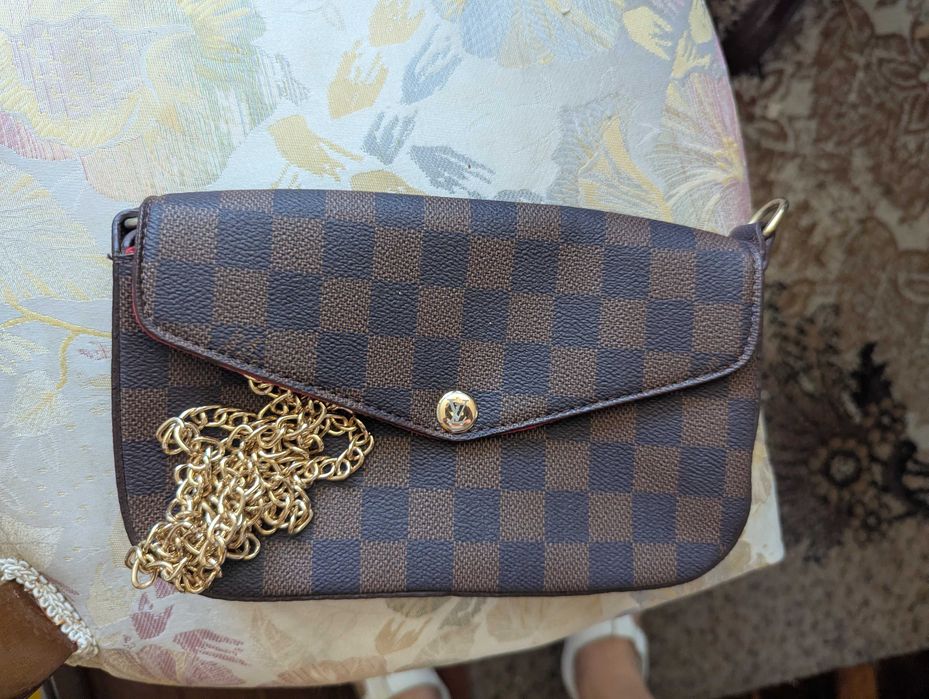 Чанта Louis Vuitton