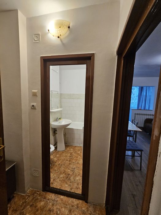 Garsoniera de inchiriat