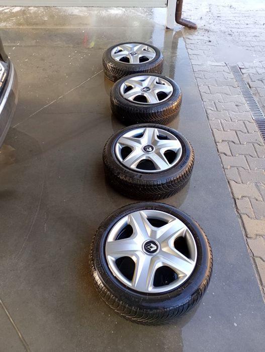 Jante tabla originale,capace originale,cauciucuri bune.