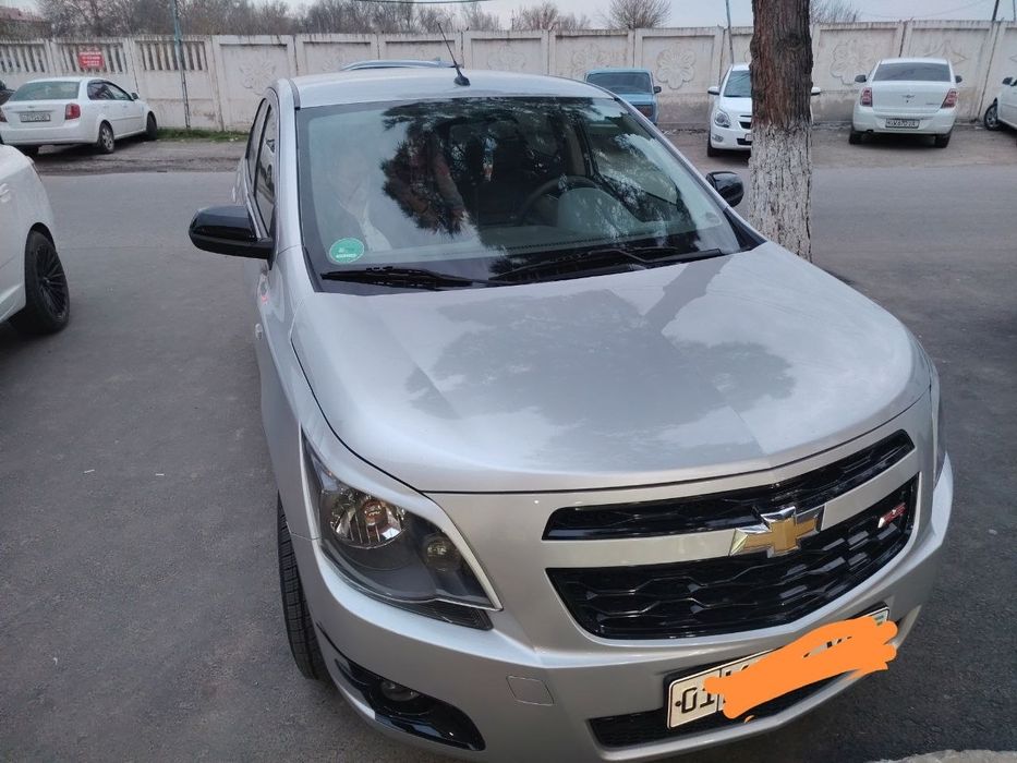 Продаётся машина