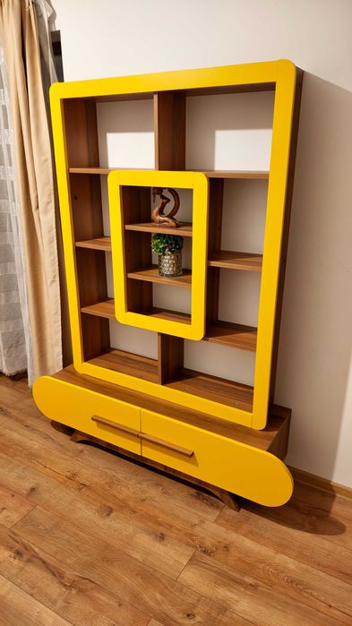 Comodă + Raft modern, 980 lei neg. Este ca nou!