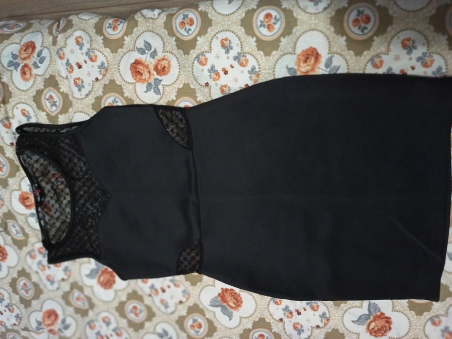 Rochie neagra eleganta