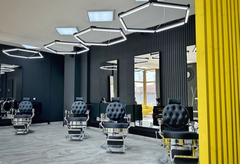 Salon PERSPECTIVE - locatie noua - Inchiriem scaun frizerie  -