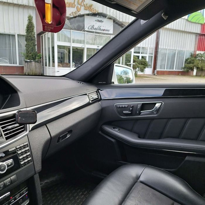 Vând Mercedes W212